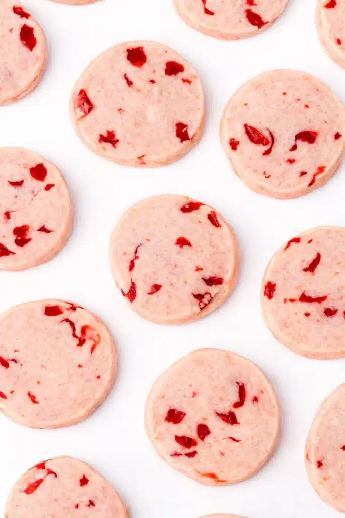  Cherry almond shortbread cookies arranged