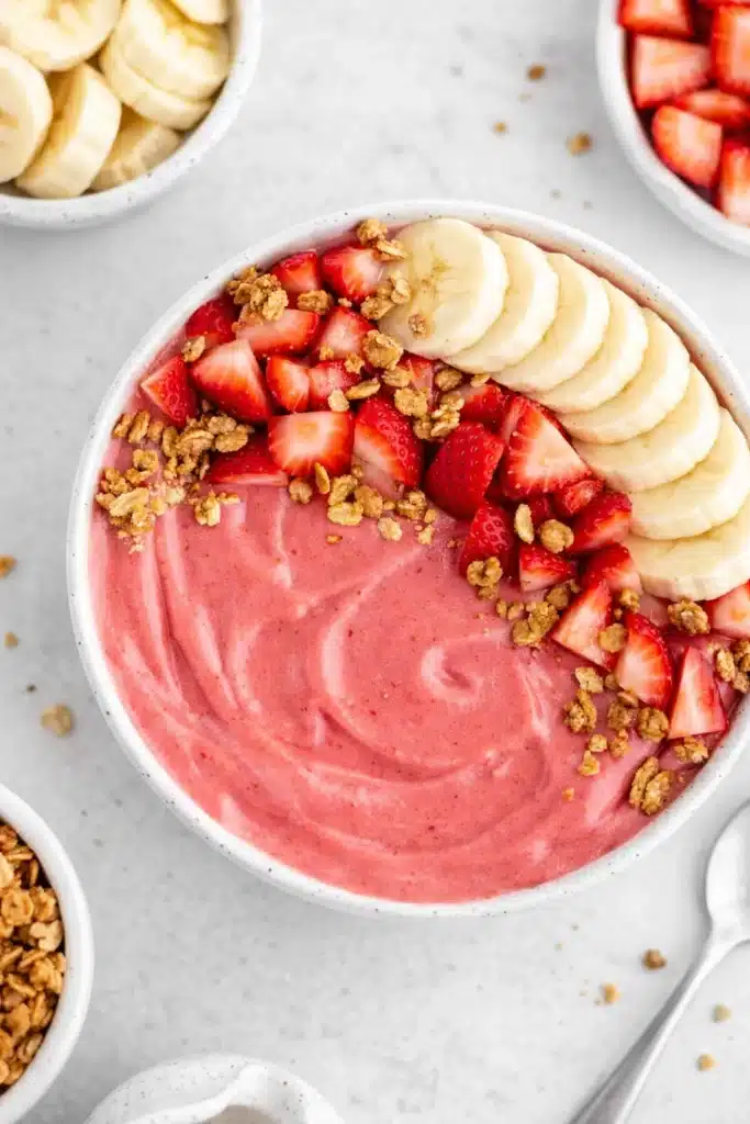 Strawberry Banana Smoothie Bowl Easy Amazing Recipe 6 Strawberry Banana Smoothie Bowl with banana, strawberries, and granola toppings